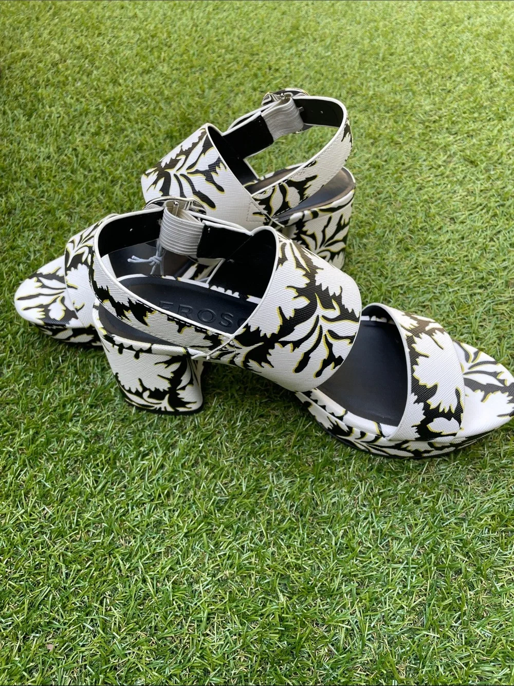 Aerosoles Shoes Camera Floral Strap Sandals Size 7.5